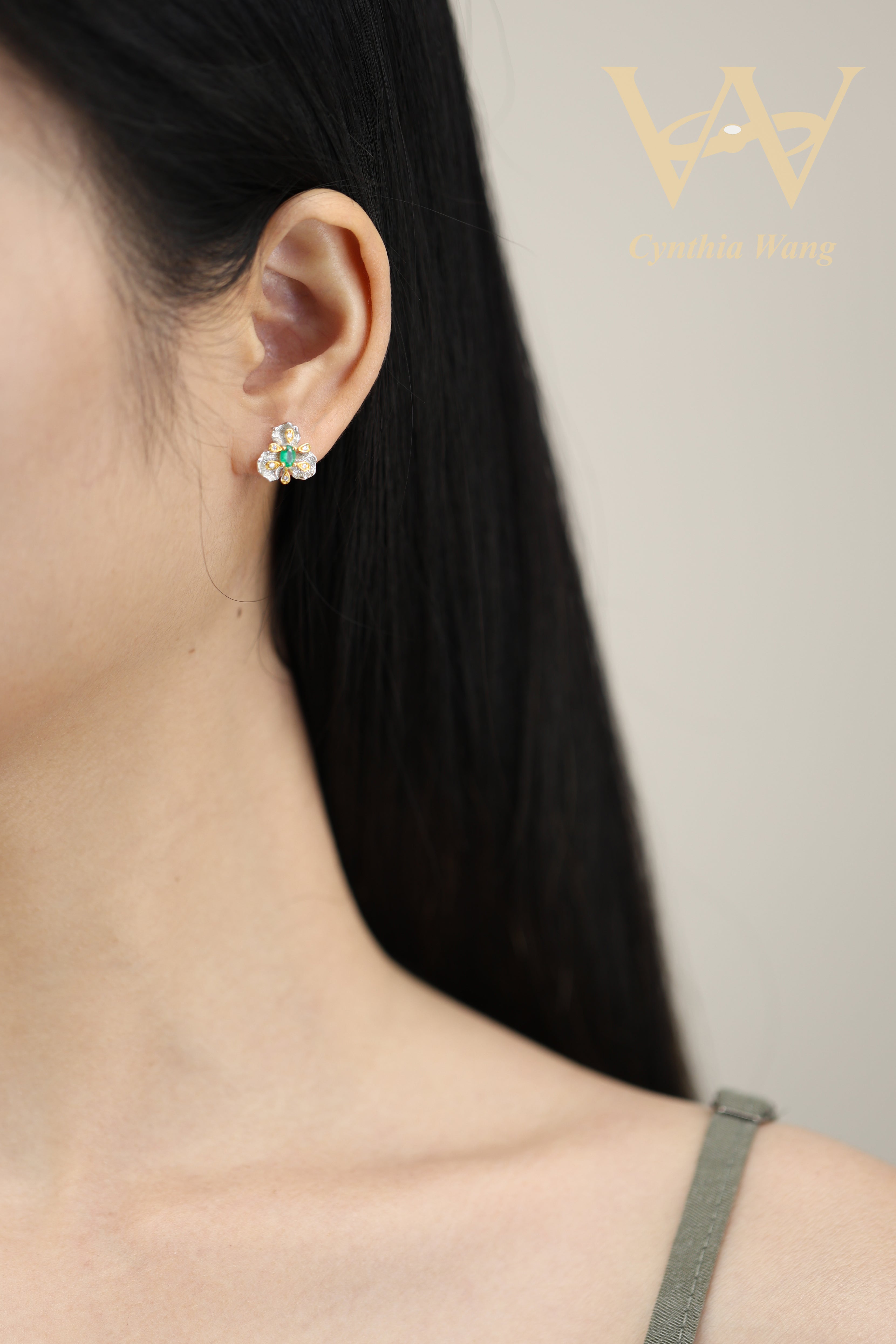 'Lush Luck' Emerald Earrings