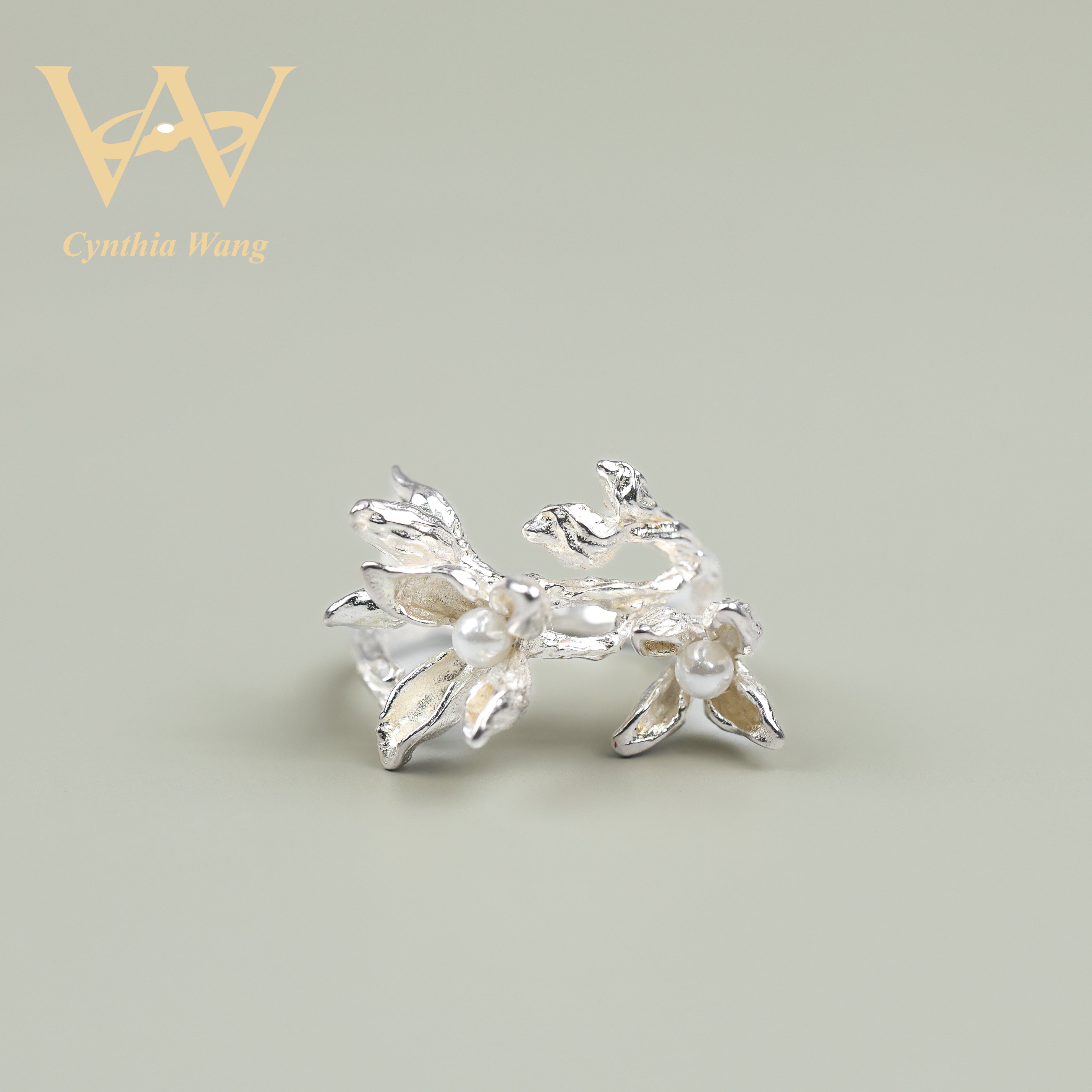 'Flower in Dream' Sterling Silver Ring