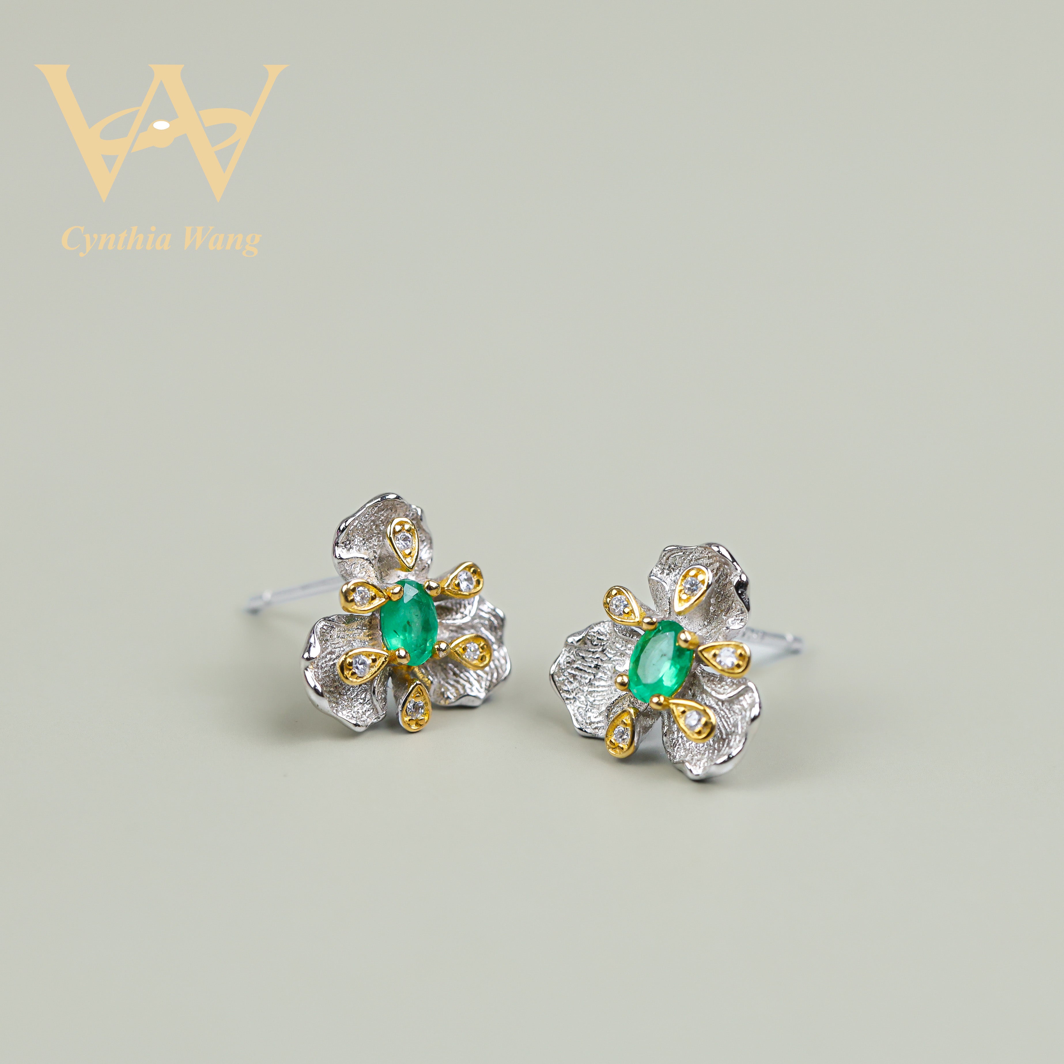 'Lush Luck' Emerald Earrings