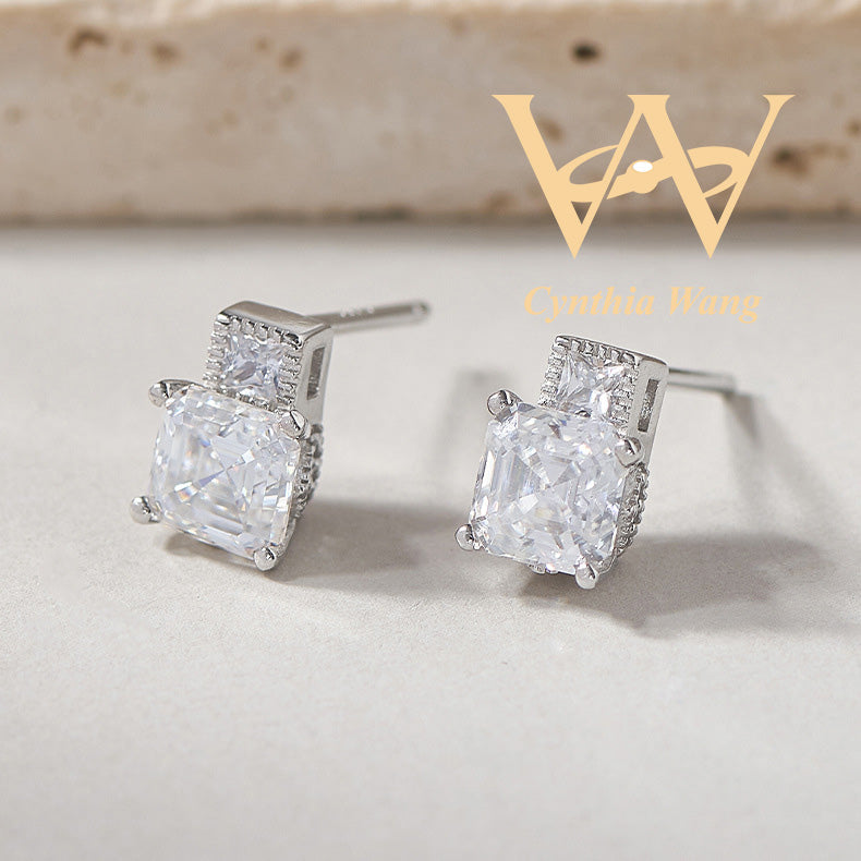 'Timeless Sparkle' Moissanite Ear Studs