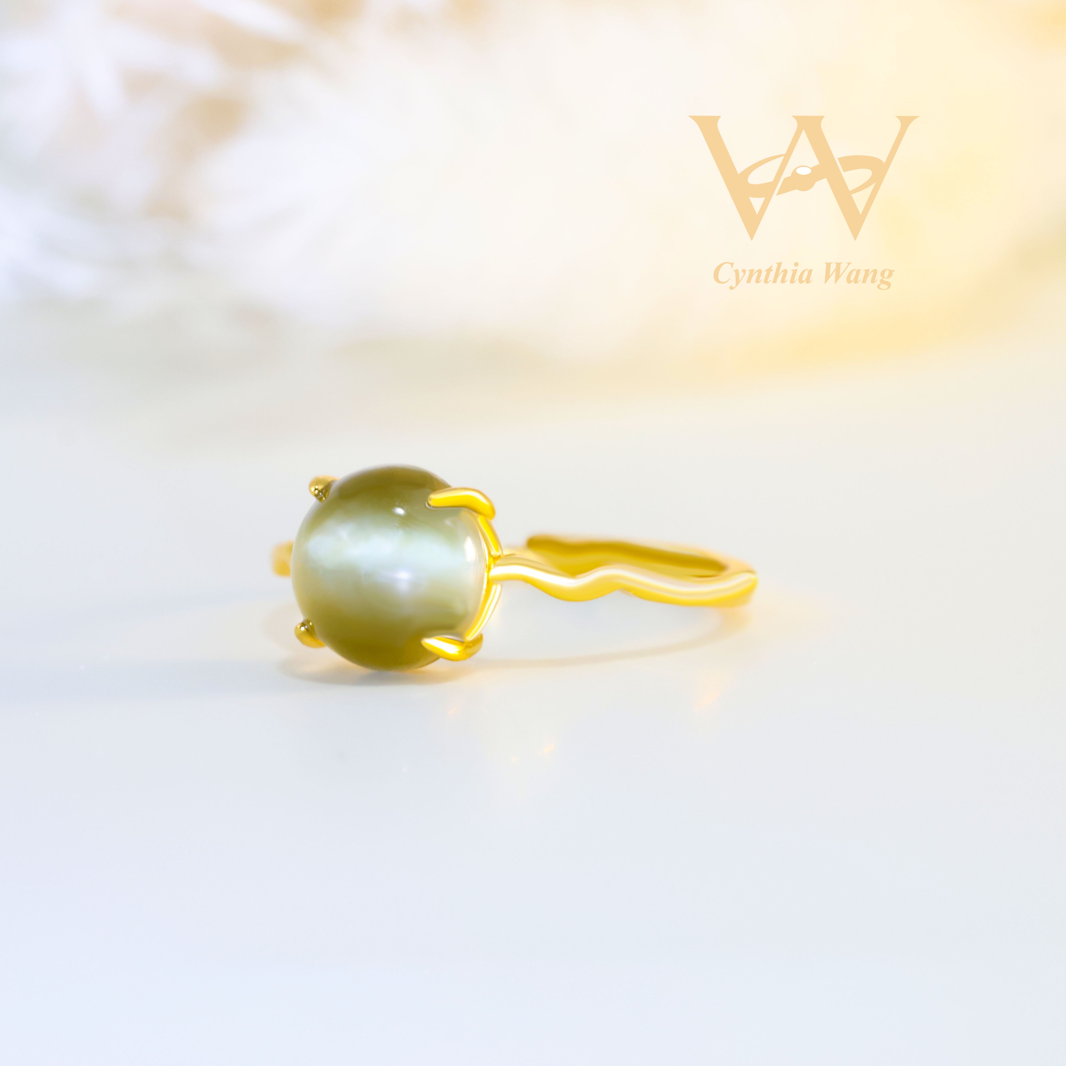 'Cat's Eye Enchantment' Jade Ring