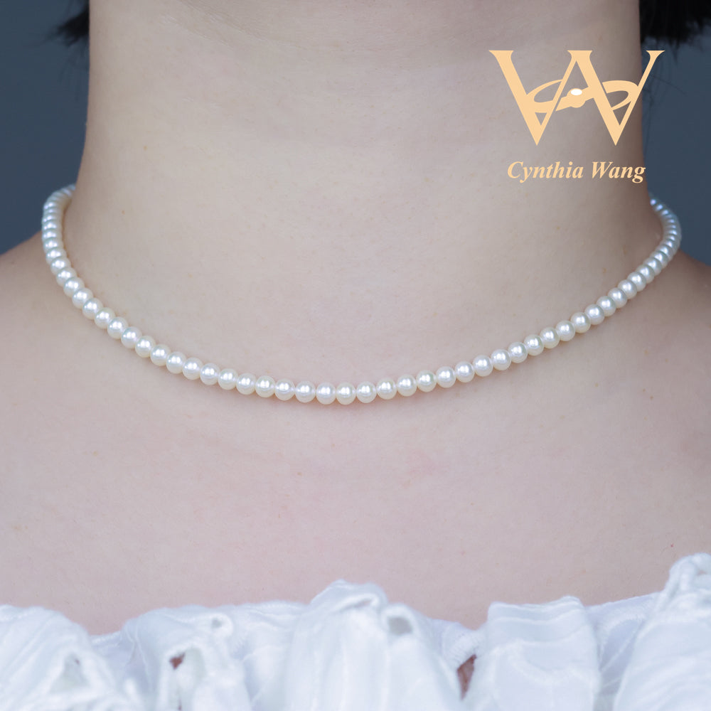 'Touch Pure White' Pearl Necklace