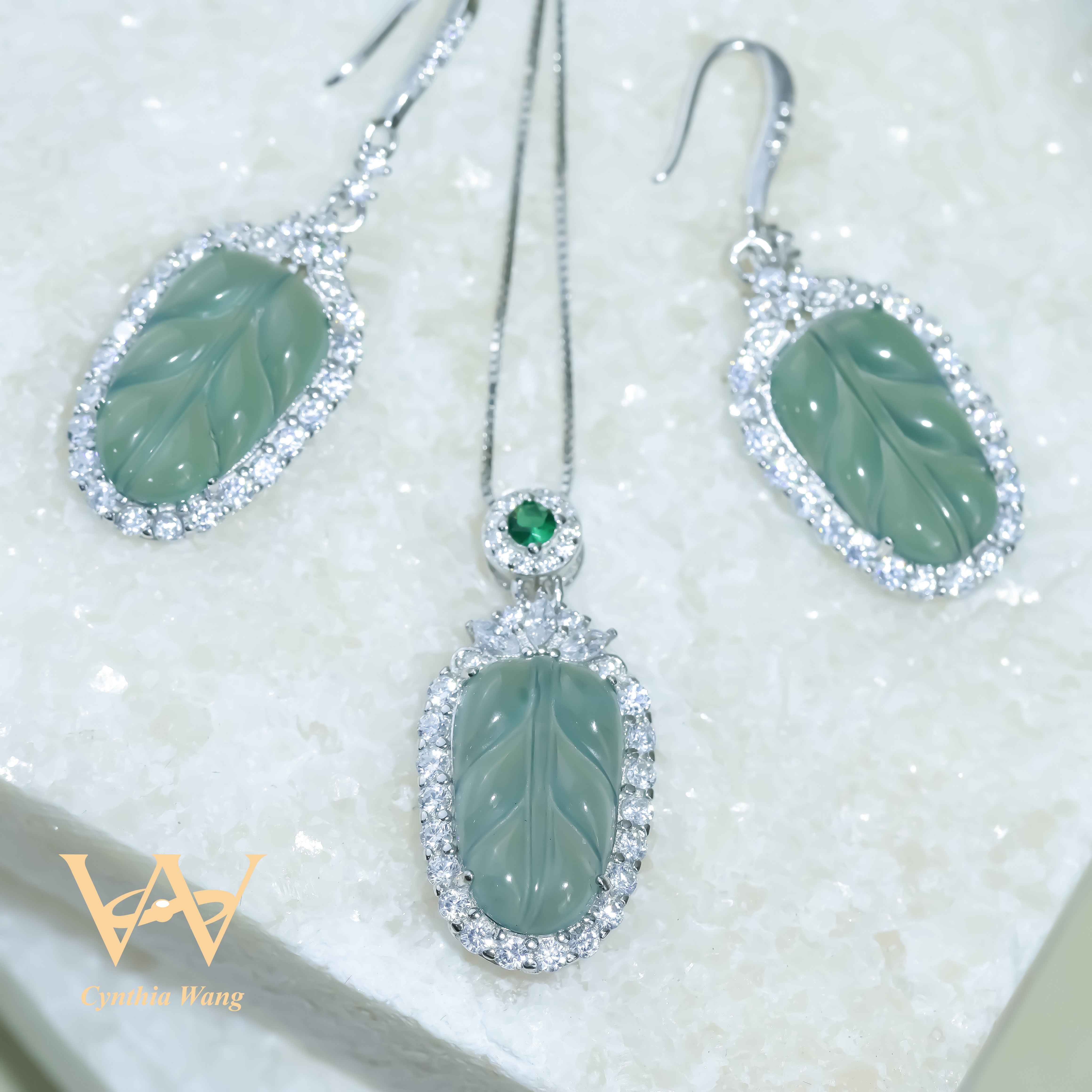 'Dance of Leaves' Jadeite Jewelry Set