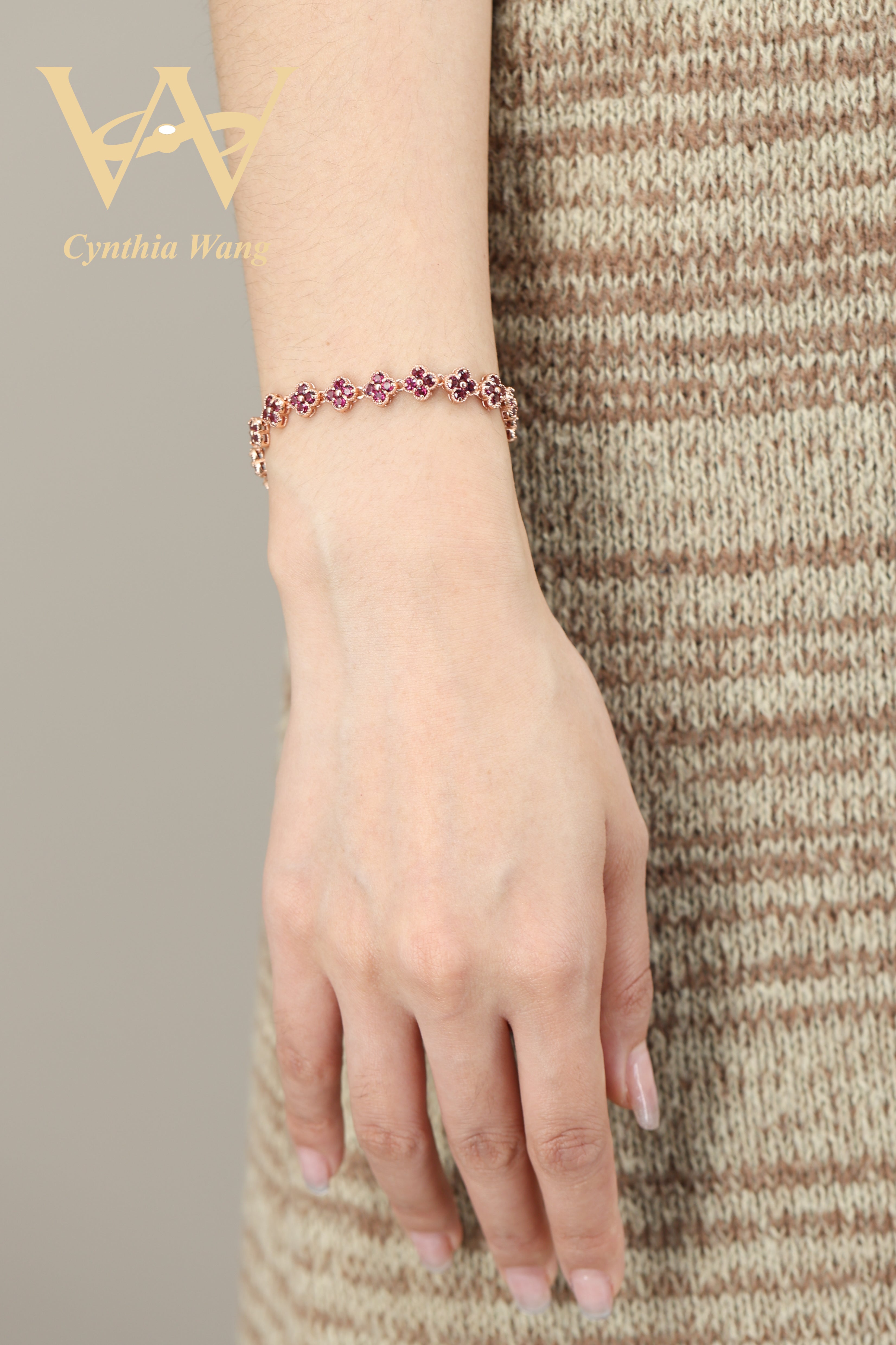'Charming Talisma' Clover Garnet Bracelet