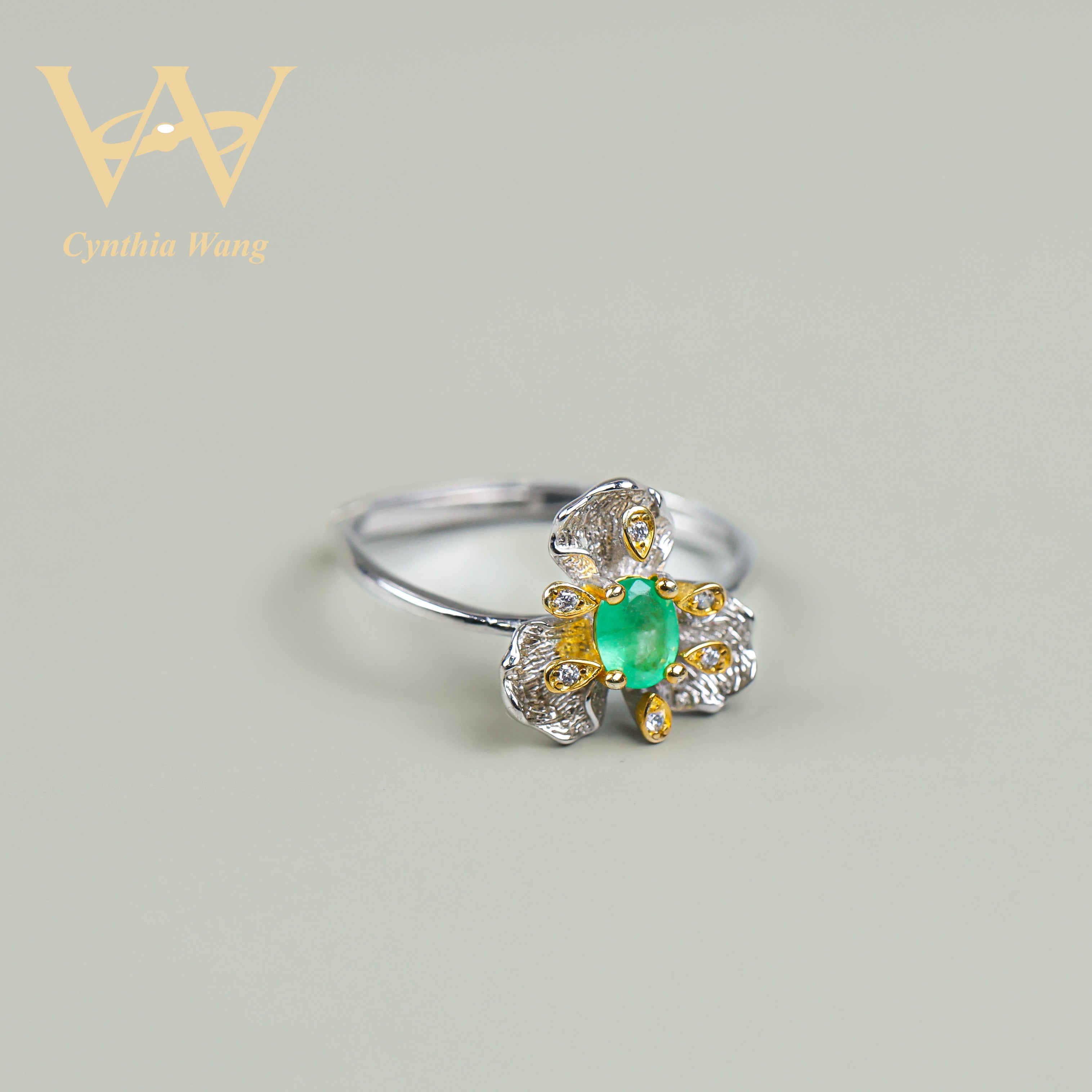 'Lush Luck' Emerald Ring