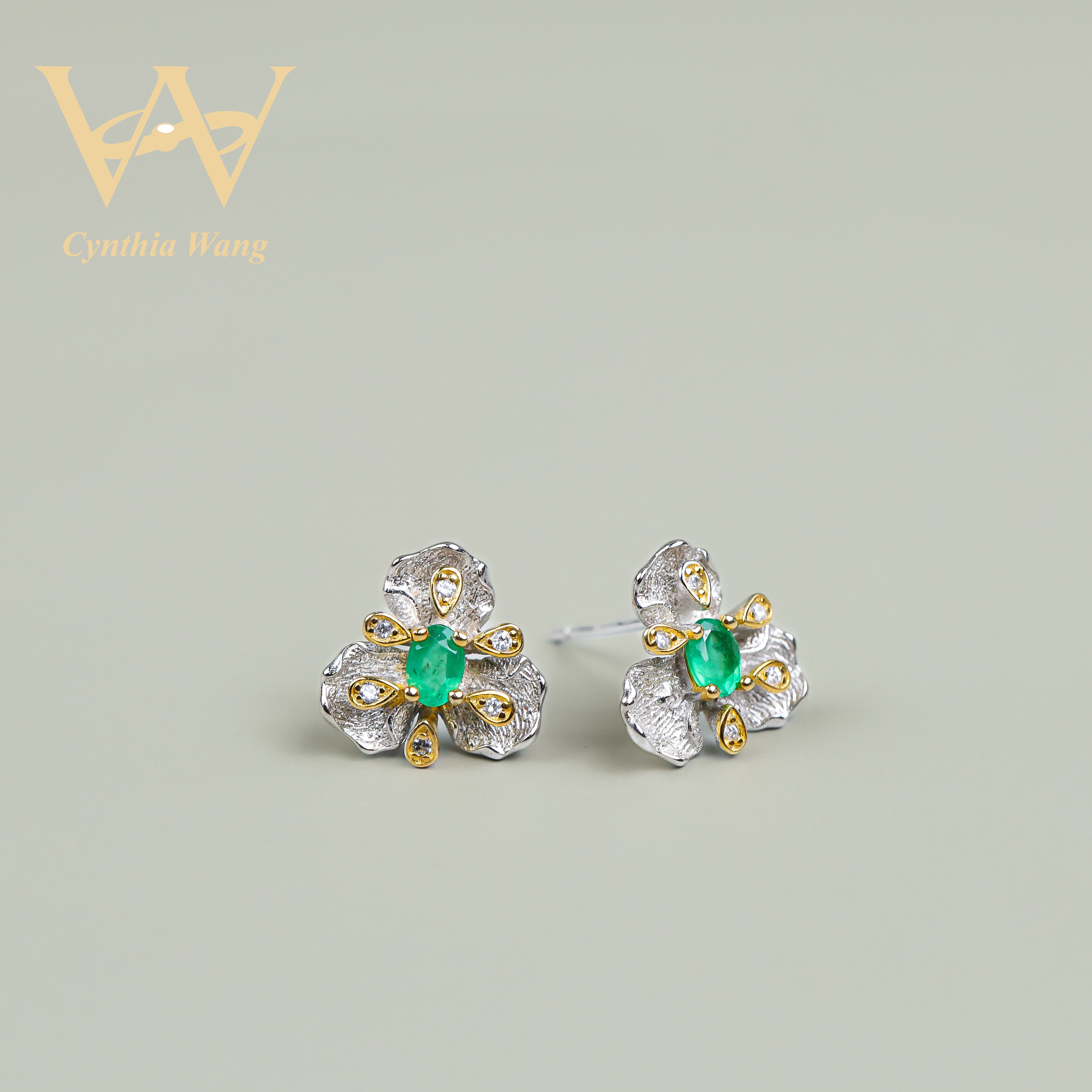 'Lush Luck' Emerald Earrings