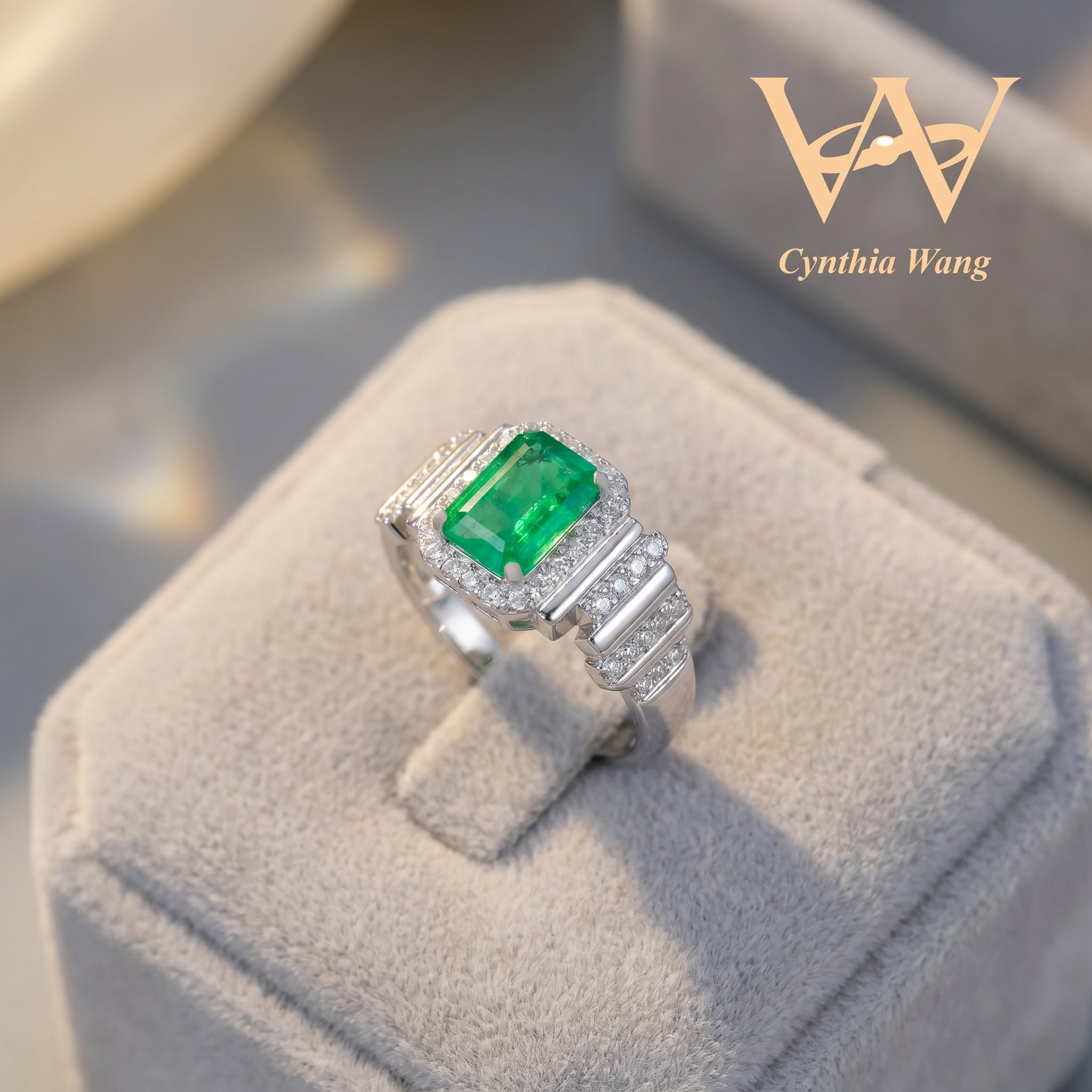 Emerald Sliver Ring